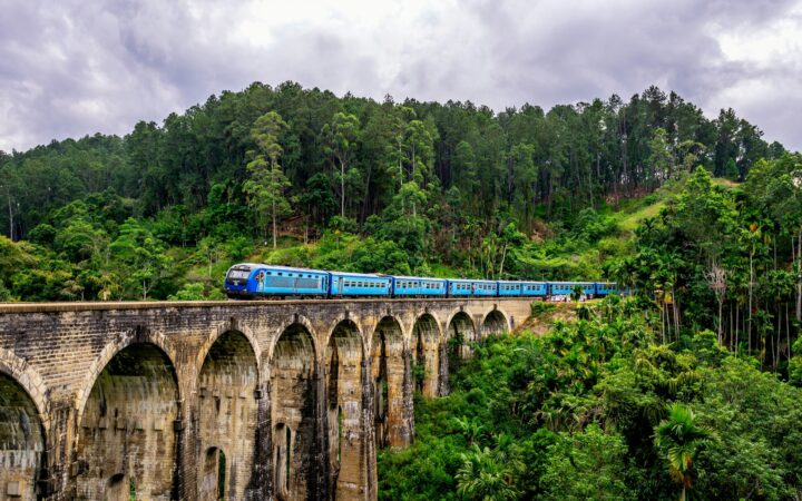 China, India State Energy Giants Compete in Sri Lanka